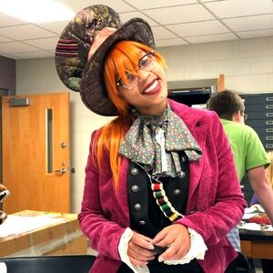 Meet your Posher, Phoenix